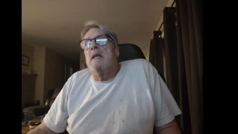 Snapshot of cjscout chatting on December 2024 01:58:01 AM cjscout online show from December 2024 01:58:01 AM