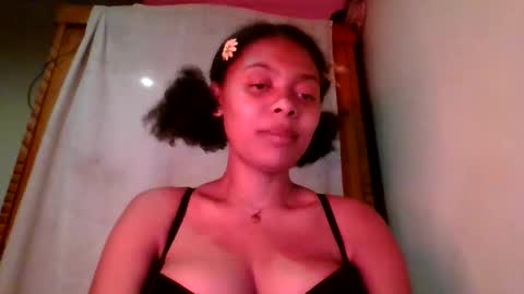 ckamilla45 online show from September 2025 05:23:01 PM