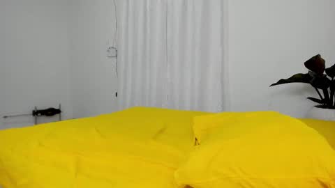 Snapshot of claimom chatting on February 2025 03:37:01 AM Claimom online show from February 2025 03:37:01 AM