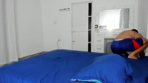 Snapshot of claimom chatting on November 2025 04:33:02 AM Claimom online show from November 2025 04:33:02 AM