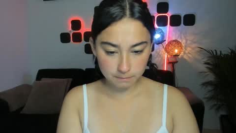 claiok online show from December 2024 12:48:02 AM