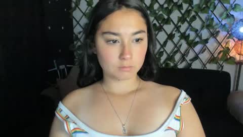 claiok online show from February 2025 10:04:01 PM