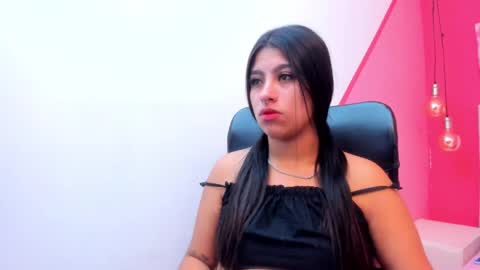claire aristizabal online show from January 2025 12:02:01 PM