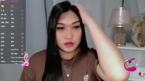 Snapshot of claire_wntr chatting on June 2026 04:46:02 AM CLAIRE online show from June 2026 04:46:02 AM