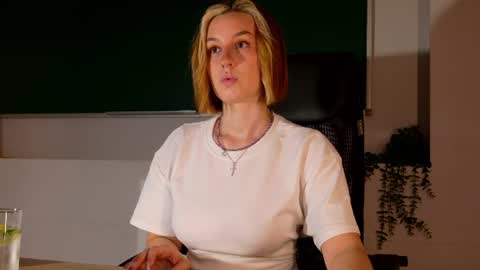 Claire online show from July 2026 03:07:02 PM