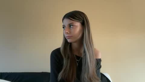 clairewalkerrr online show from December 2025 06:14:03 PM