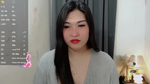 CLAIRE online show from November 2025 09:53:02 AM