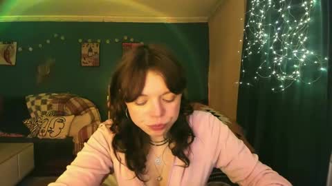 Snapshot of clancyosbourne chatting on April 2026 09:26:01 PM Clancy online show from April 2026 09:26:01 PM