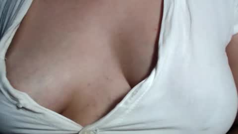 Snapshot of claraaa___ chatting on January 2025 09:30:02 AM CLARA AT YOUR SERVICE online show from January 2025 09:30:02 AM