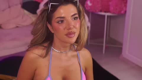 ClaraHazel online show from May 2026 06:30:01 AM