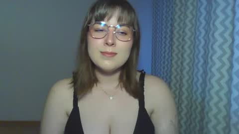 Clara online show from June 2026 06:38:01 PM