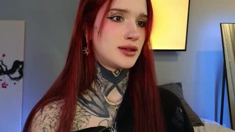 Snapshot of clarewoods chatting on January 2026 06:17:01 AM Sophie online show from January 2026 06:17:01 AM