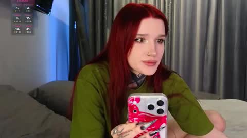 Snapshot of clarewoods chatting on February 2026 02:40:01 AM Sophie online show from February 2026 02:40:01 AM