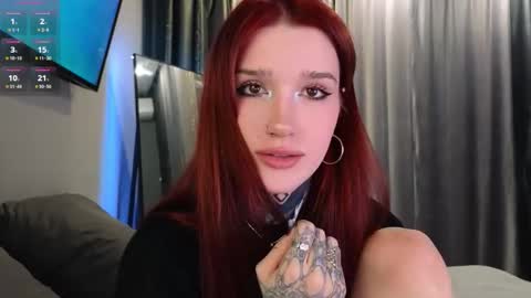 Snapshot of clarewoods chatting on February 2026 03:07:02 AM Sophie online show from February 2026 03:07:02 AM