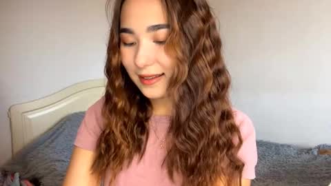 Yuna online show from September 2025 07:09:02 AM