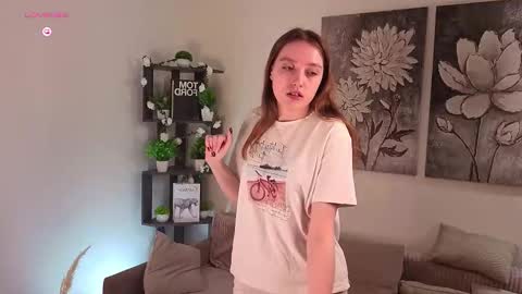 Lora online show from February 2026 01:13:02 AM