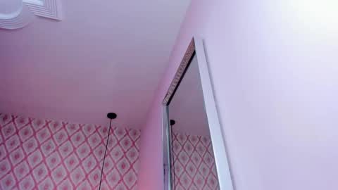 Snapshot of clarise_hall chatting on December 2024 11:00:01 PM C L A R I S E online show from December 2024 11:00:01 PM