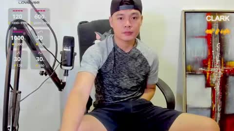 Snapshot of clarkyplaze chatting on June 2026 12:19:01 AM Clark online show from June 2026 12:19:01 AM