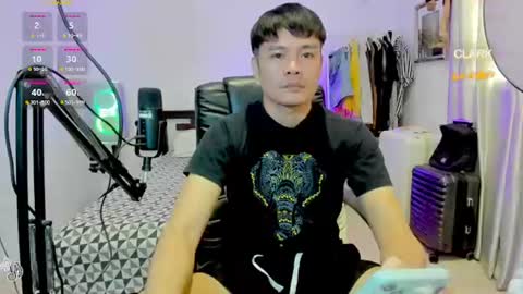 Snapshot of clarkyplaze chatting on June 2026 11:44:01 PM Clark online show from June 2026 11:44:01 PM