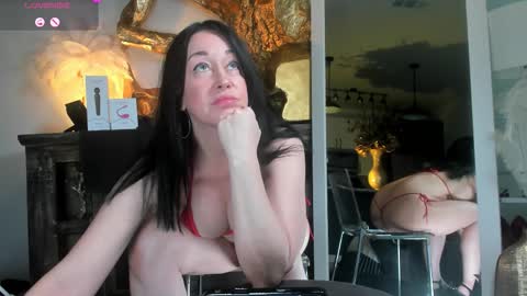 Classy online show from November 2025 07:52:02 PM