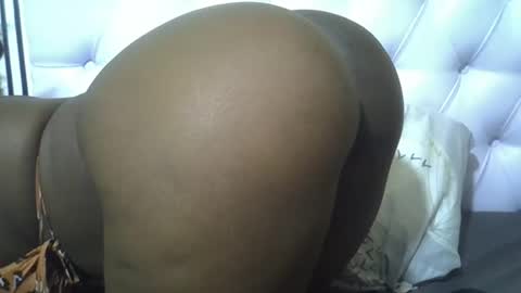 Snapshot of classy_zoey chatting on October 2025 03:17:01 AM classy_zoey online show from October 2025 03:17:01 AM