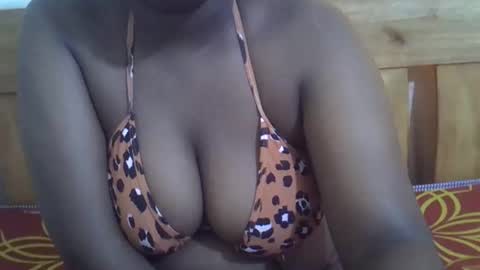 Snapshot of classy_zoey chatting on October 2025 01:40:02 PM classy_zoey online show from October 2025 01:40:02 PM