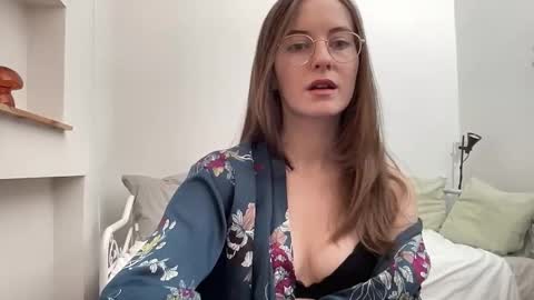 classyandgirly online show from February 2026 08:16:01 PM