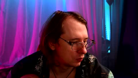 Claudia Cyberfox and Elon online show from December 2025 12:10:01 PM