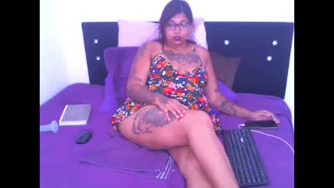 claudine valencia online show from February 2026 08:40:02 AM