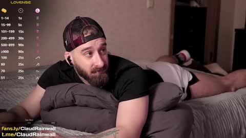 Claud online show from February 2025 11:52:02 PM