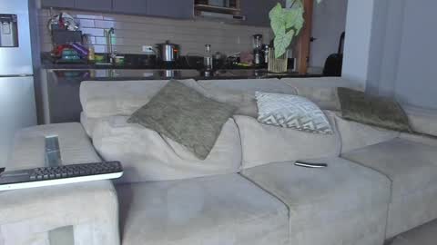 claytonburgues online show from January 2025 03:34:01 AM