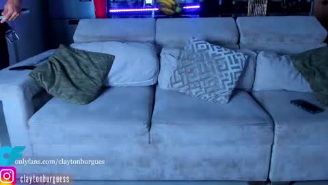 claytonburgues online show from October 2025 05:35:02 AM