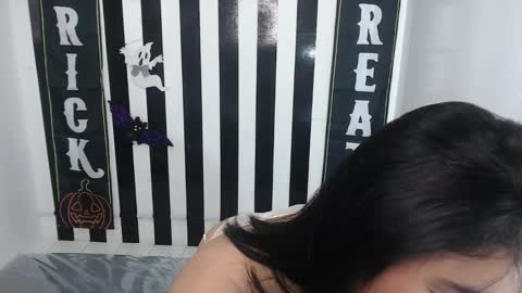 Snapshot of clementine_t chatting on October 2025 02:41:02 PM Clementine online show from October 2025 02:41:02 PM