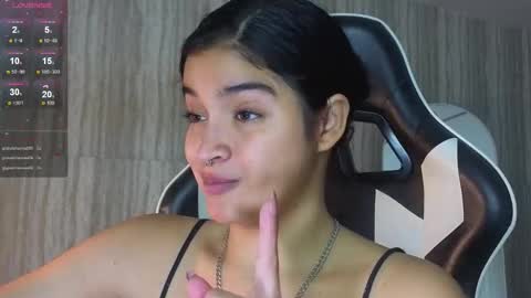 Snapshot of clementine_t chatting on November 2025 01:10:02 PM Clementine online show from November 2025 01:10:02 PM