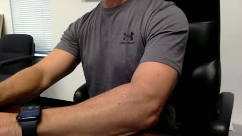 Snapshot of clemike69 chatting on November 2025 03:45:01 PM clemike69 online show from November 2025 03:45:01 PM