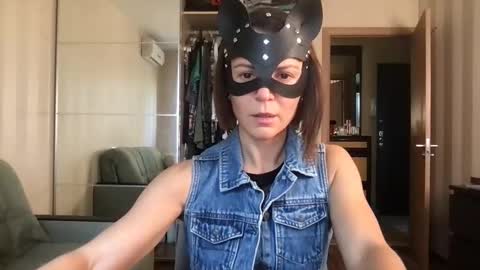cleo_catra online show from October 2025 11:17:01 AM
