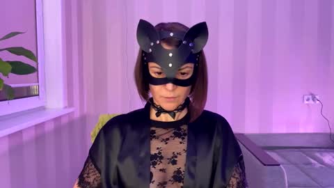 cleo_catra online show from November 2025 05:35:02 PM