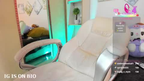 cleo online show from November 2025 03:34:01 PM