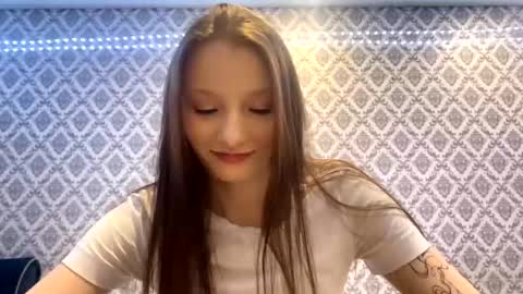 Cleo online show from December 2025 06:37:02 PM