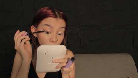 cleowhite_ online show from November 2025 09:48:02 PM