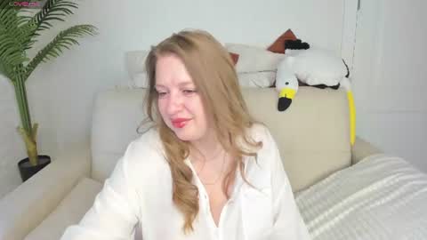 Snapshot of cleoxotie chatting on June 2026 02:35:01 AM cleoxotie online show from June 2026 02:35:01 AM