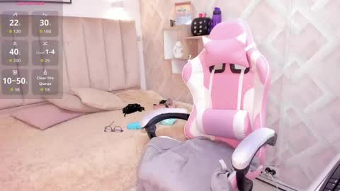 clhoe_johnson_ online show from June 2026 12:51:02 PM