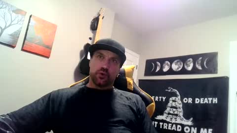 Snapshot of clintwood12 chatting on December 2024 08:58:02 AM chad online show from December 2024 08:58:02 AM