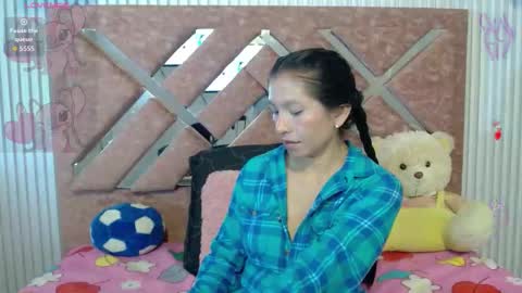 Cloe online show from March 2026 08:01:01 PM