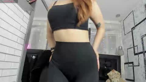 cloe66 online show from September 2025 06:20:01 PM