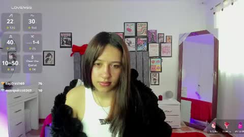 cloe_7 online show from June 2026 03:35:01 PM