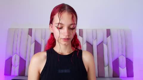 Snapshot of cloe_stanfort chatting on October 2025 07:15:01 PM Cloe Stanfort online show from October 2025 07:15:01 PM