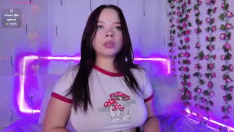 Snapshot of cloe_sweet18 chatting on July 2026 08:33:01 PM cloe_sweet18 online show from July 2026 08:33:01 PM