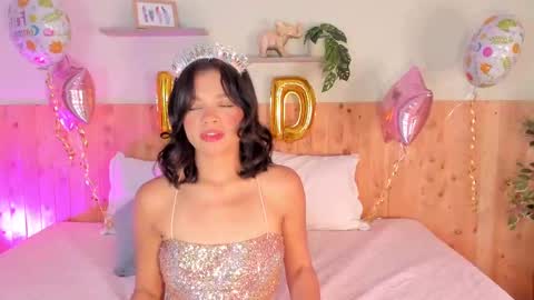 Chloe Smith online show from November 2025 12:13:01 PM