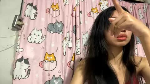 Mikki online show from May 2026 12:20:01 PM